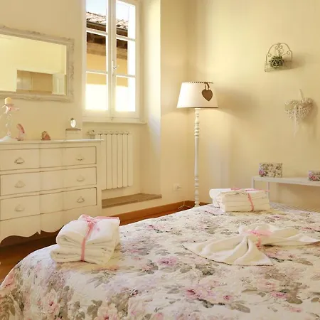 아파트 Apartment Sally 루카